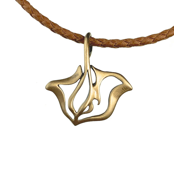 Stingray Necklace for Women Bronze- Stingray Pendant for Women, Stingray Jewelry, Stingray Pendant, Scuba Diving Jewelry, Bronze Jewelry