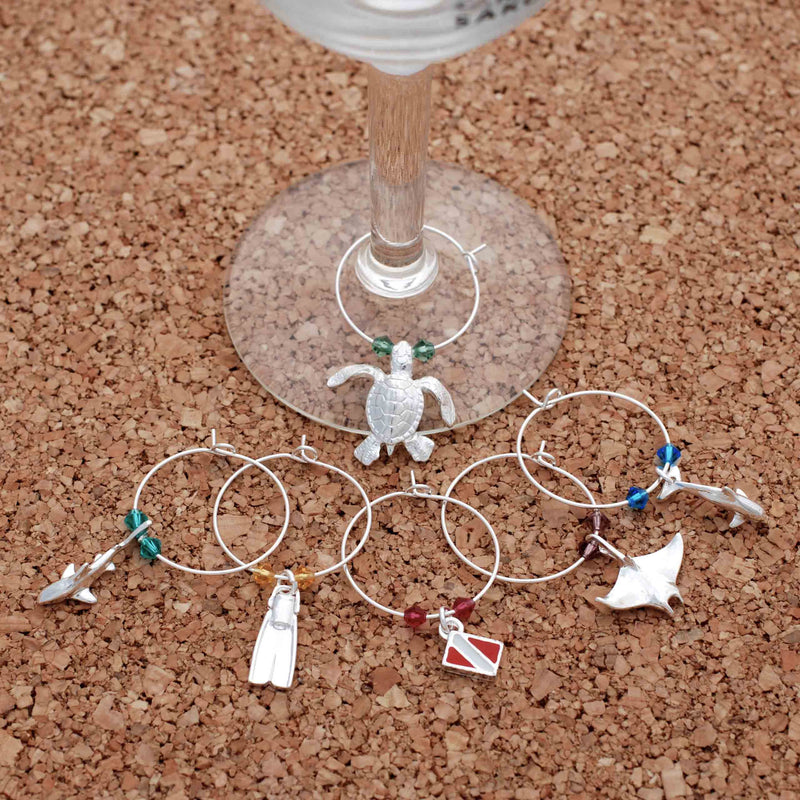 Wine Glass Charms, Sea Life Wine Charm Markers, Wine Tags for  Divers, Scuba Divers Wine Charm Gift Set