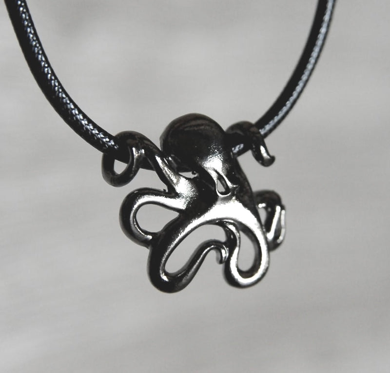 Octopus Necklace for Women and Men- Octopus Necklace Hematite, Black Octopus Jewelry, Gifts for Octopus Lovers, Sea Life Jewelry, Octopus Charm