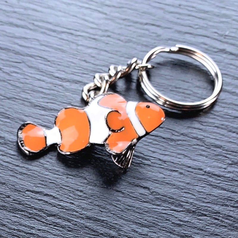 Clown Fish Keychain for Women and Teens-Key Chain Gift for Women, Clown Fish Key Ring, Clown Fish Charm, Gifts for Ocean Lovers, Pewter Keychains