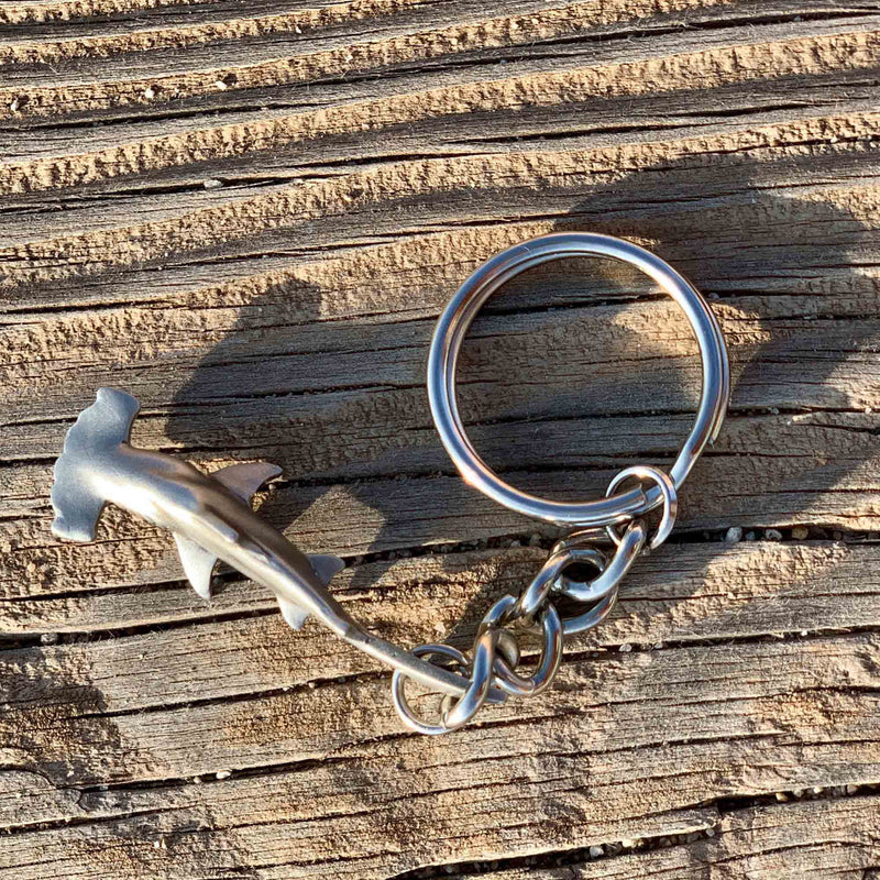 Hammerhead Shark Keychain for Men and Women- Hammerhead Shark Charm, Gifts for Shark Lovers,  Realistic Shark Key Fob, Sea Life Keychain, Scuba Gifts